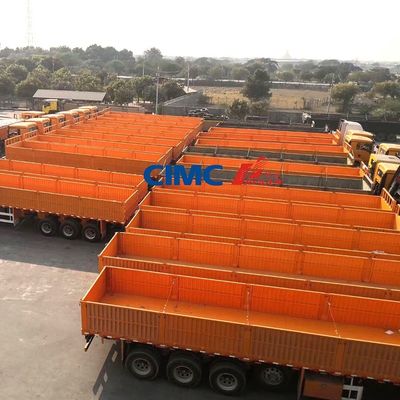 CIMC HUAJUN 50t Tri Axle Cement Transportation Fence Cargo Trailer con pneumatici 12R22.5